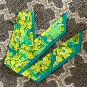 Hermès 100% silk twilly